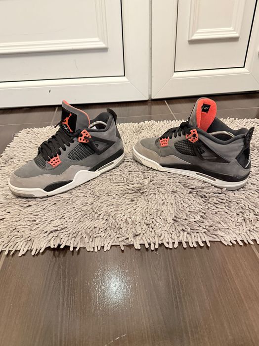 Jordan 4 Retro Infrared