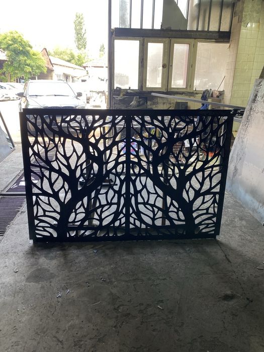 Изрязване на пана за врати, парапети, порти и др