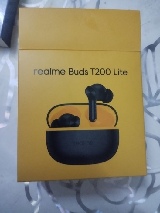Realmi buds T200 lite