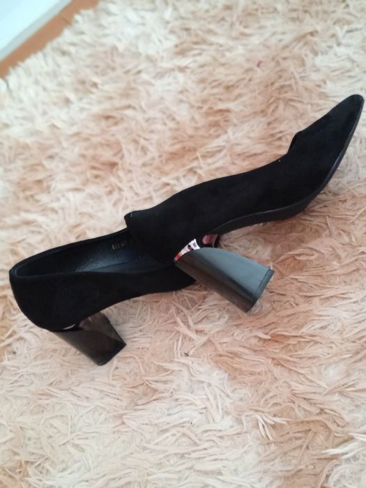 Продам платье на девочку 10-11 лет