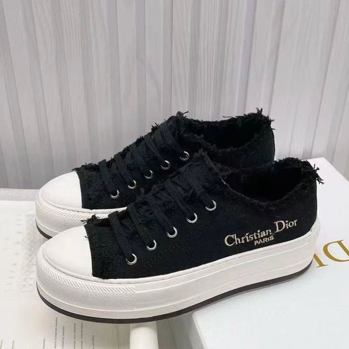 CD Walk'n'Dior Sneaker "Black Canvas with Gold Signature"