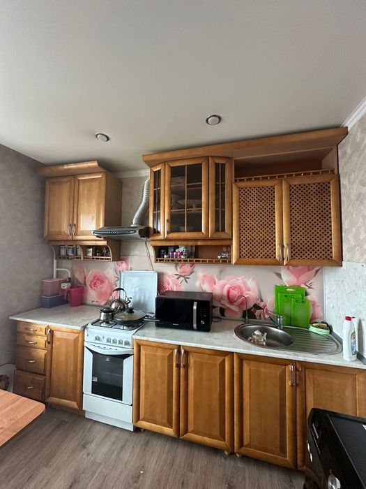 Продам кухонный шкаф