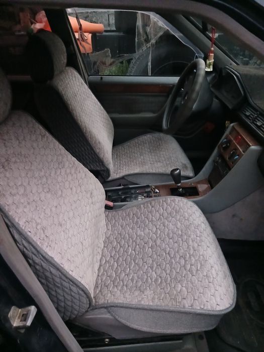 Продам авто Мерседес бенз 124