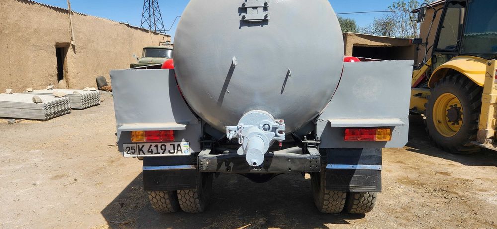 Gaz 53 vodavoz sotiladi