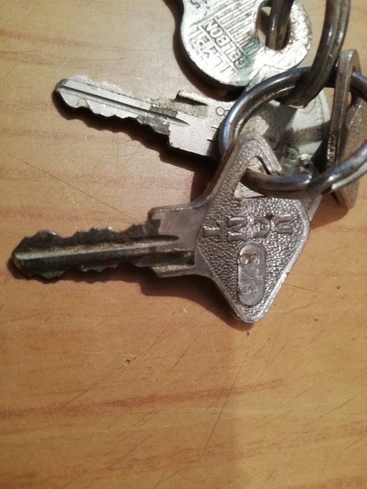 De colectie chei dacia 1300 anii 70
