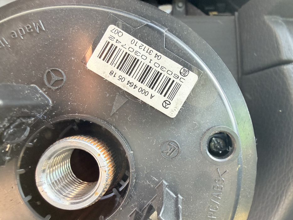 Мерцедес Е500 306кс 2003г Бензин  на части