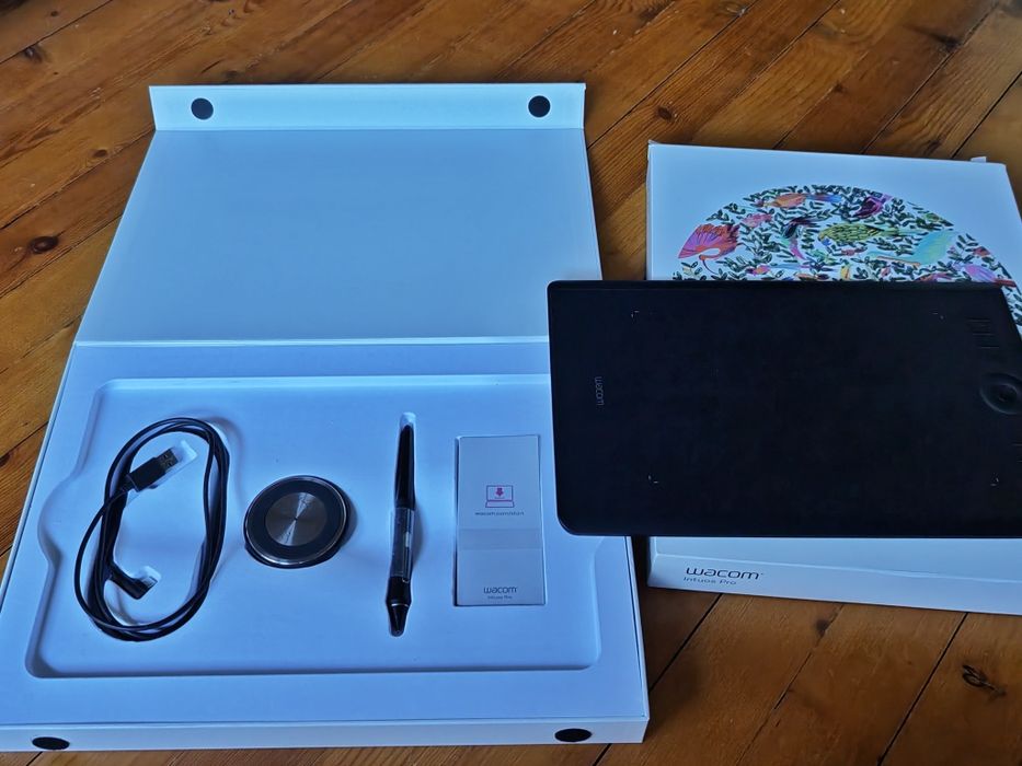 Wacom Intuos Pro Medium PTH-660