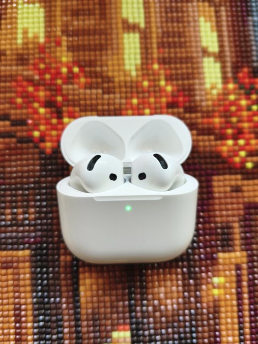 AirPods 4 original