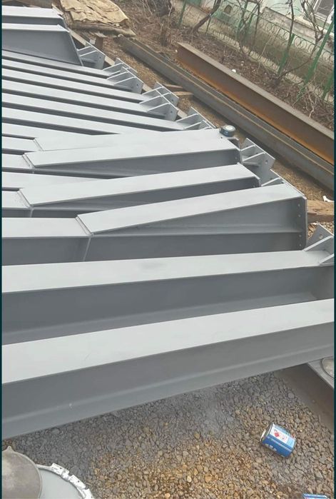 Vand hala structura metalica am pe stoc urmatoarele dimensiuni