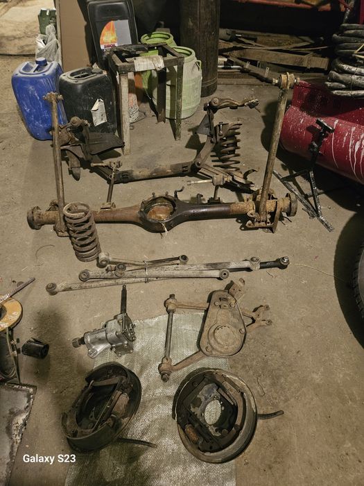 Запчасти на ВАЗ 2121