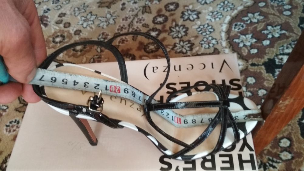 Елегантни дамски обувки Vicenza