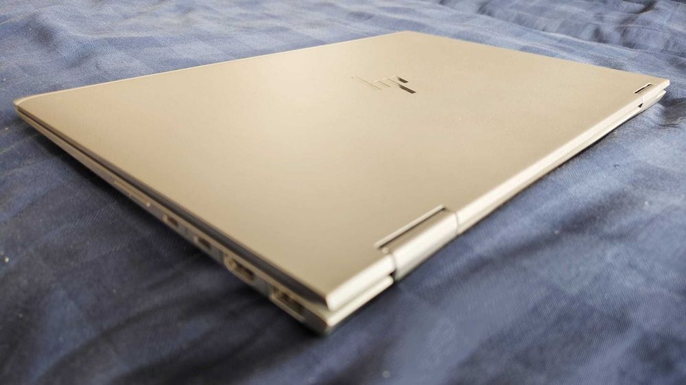 Tableta / Laptop 2 in 1 HP Elitebook 1040 G6 Ecran 14 i5 gen 8  SSD 256 Audi B&O Metal