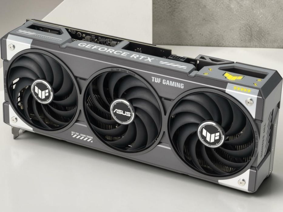 ASUS TUF Gaming GeForce RTX 5070 Ti OC 16GB GDDR7 Black ЧИСТО НОВА!