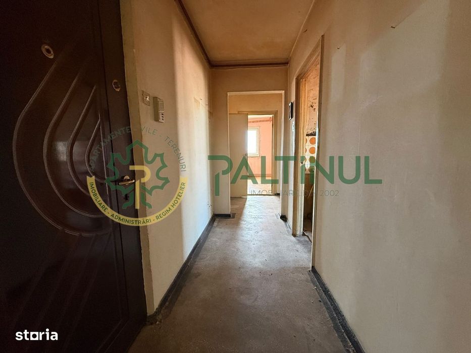 Apartament 3 camere decomandate, cartier Vasile Aaorn, Sibiu — fotografia 3