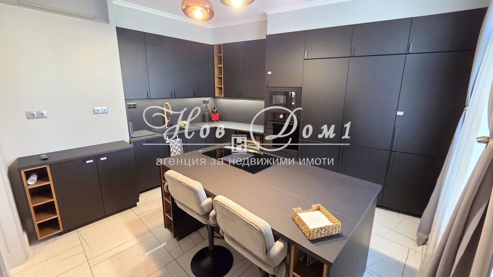 Продава се Тристаен апартамент в София, Център - 123 кв.м за 3171 €/кв.м - Снимка #4
