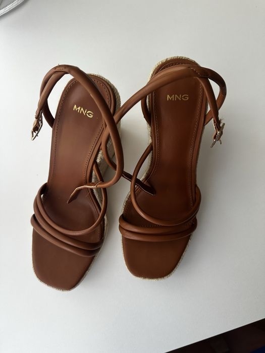 Дамски сандали MANGO, размер 38.