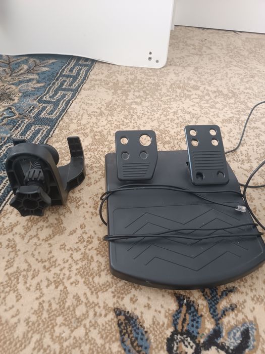 Игровой руль за 7000