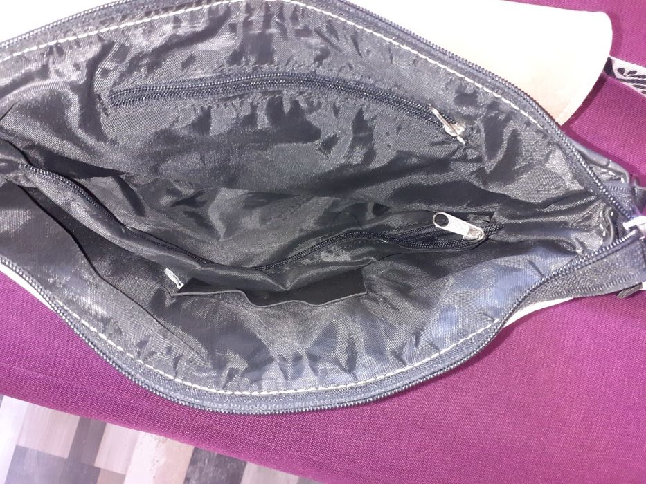 Дамска чанта бежаво