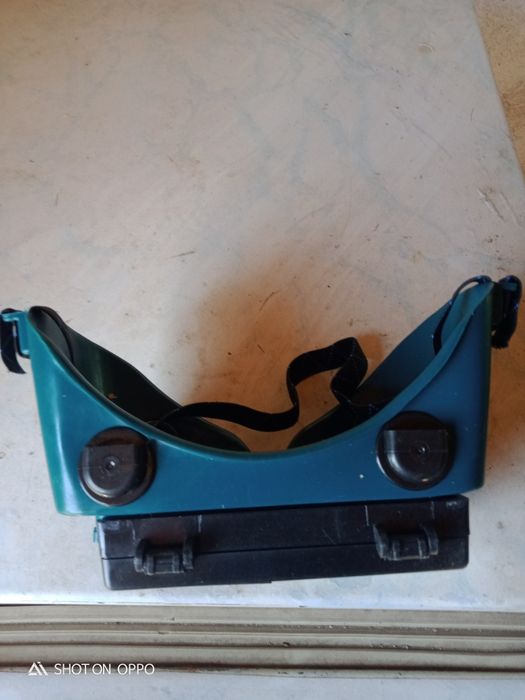 Продам сварочные очки.