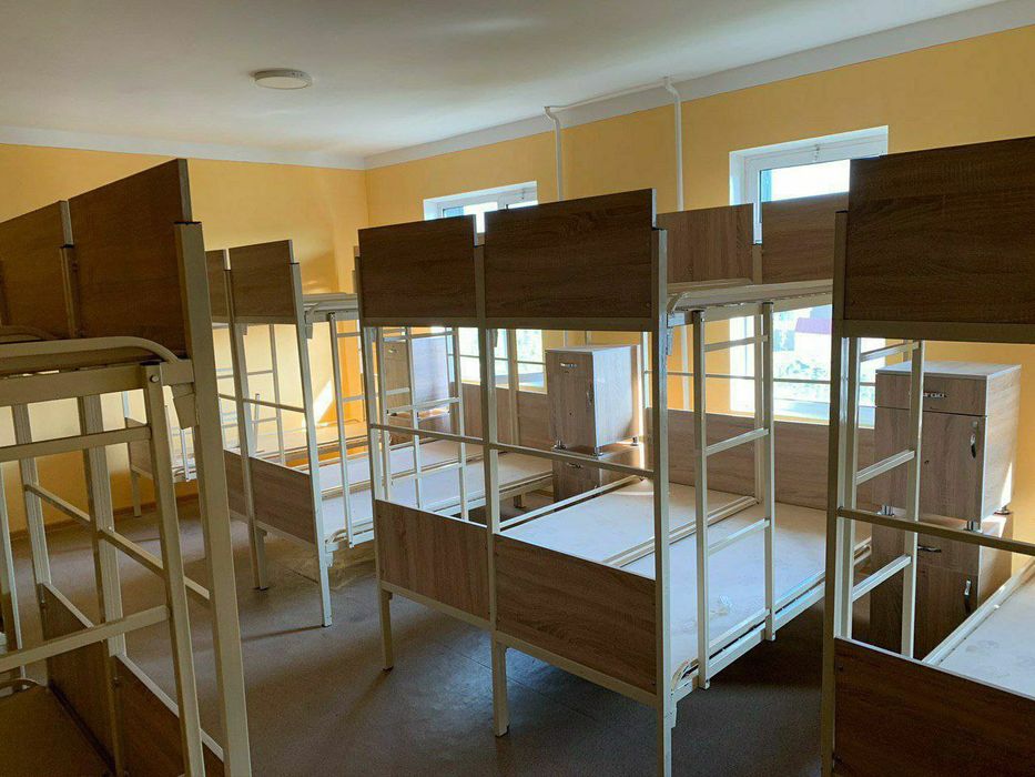 Кровать на металлические каркасе