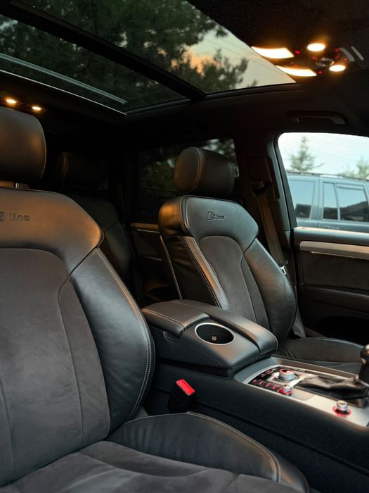 Audi Q7 // S Line// Quatro