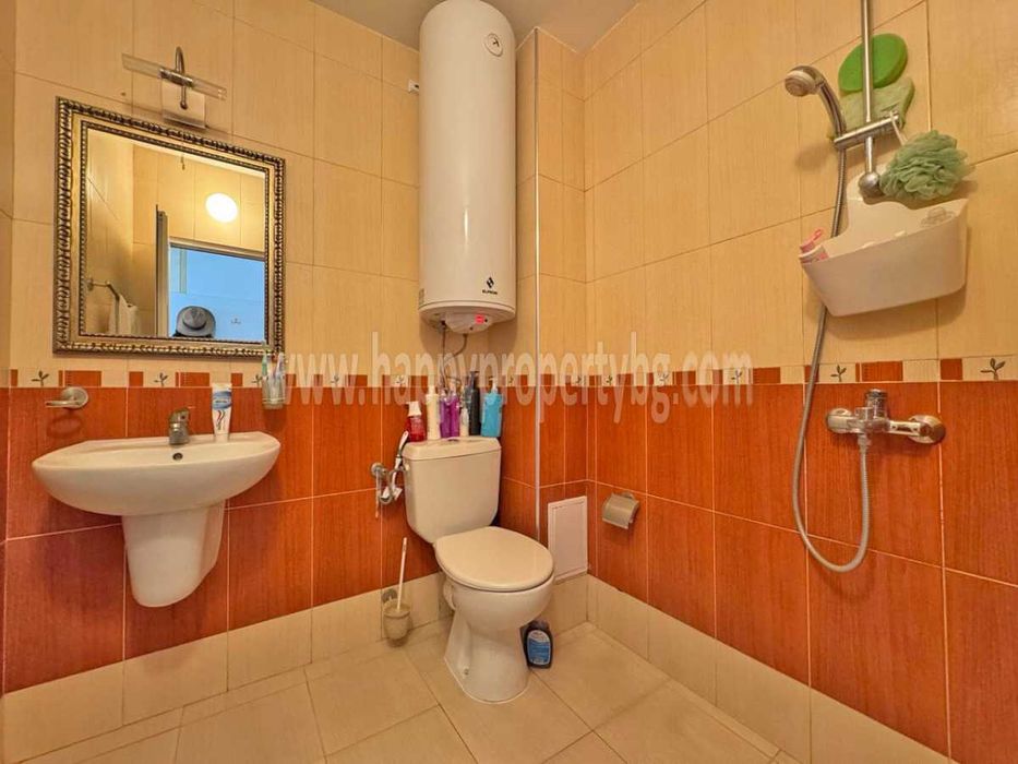 Продава се Двустаен апартамент в к.к. Слънчев бряг - 60 кв.м за 1100 €/кв.м - Снимка #9