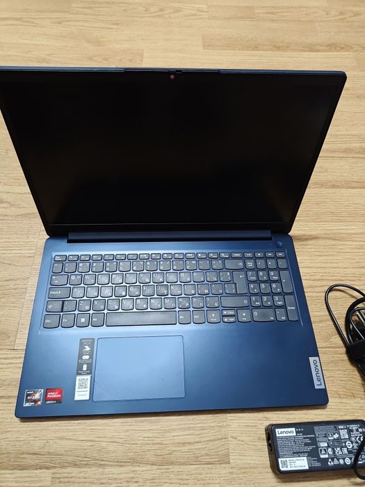 Лаптоп Lenovo IdeaPad