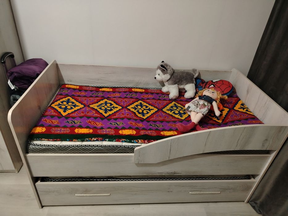 Детская кровать.