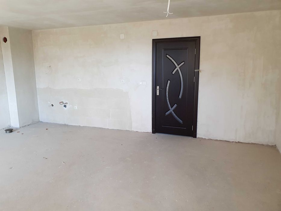 Продава се Тристаен апартамент в Казанлък - 90 кв.м за 963 €/кв.м - Снимка #4