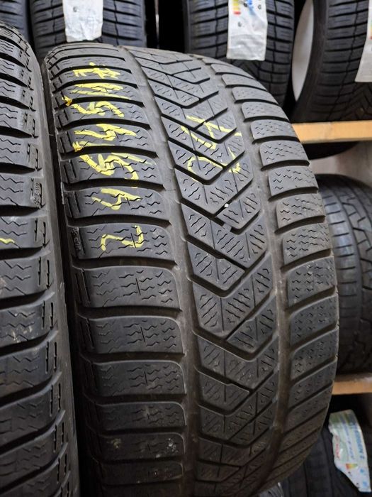 2 anvelope 245/45 R17 Pirelli - Vandute !