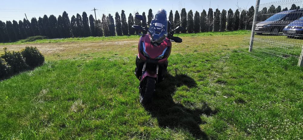 Honda ADV 350 - impecabil