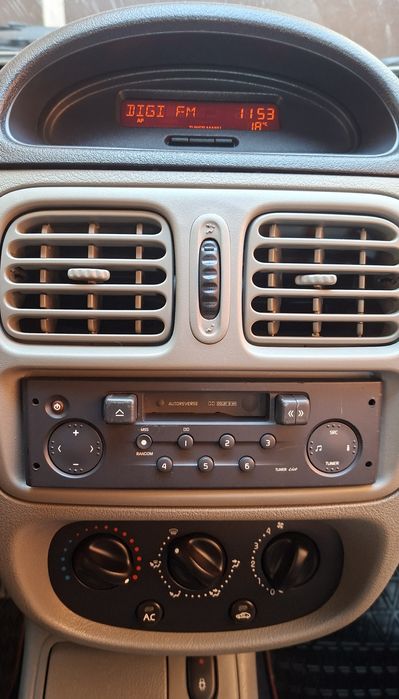 Radiocd Casetofon Symbol 2003 si Fiat Ducato motorizat