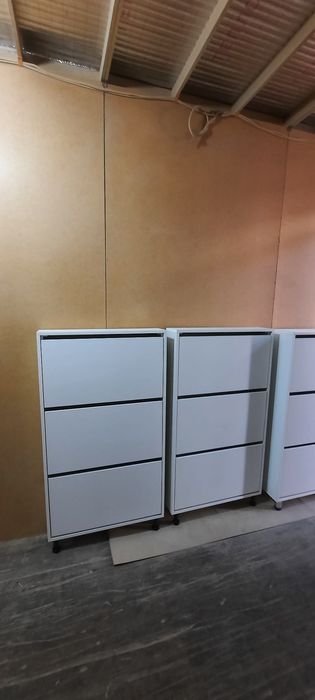 Продам полку для обуви