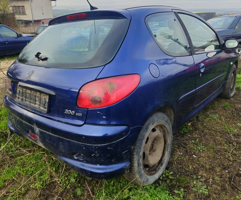 Пежо 206 2.0 хди на части Peugeot 206 2.0 hdi na chasti