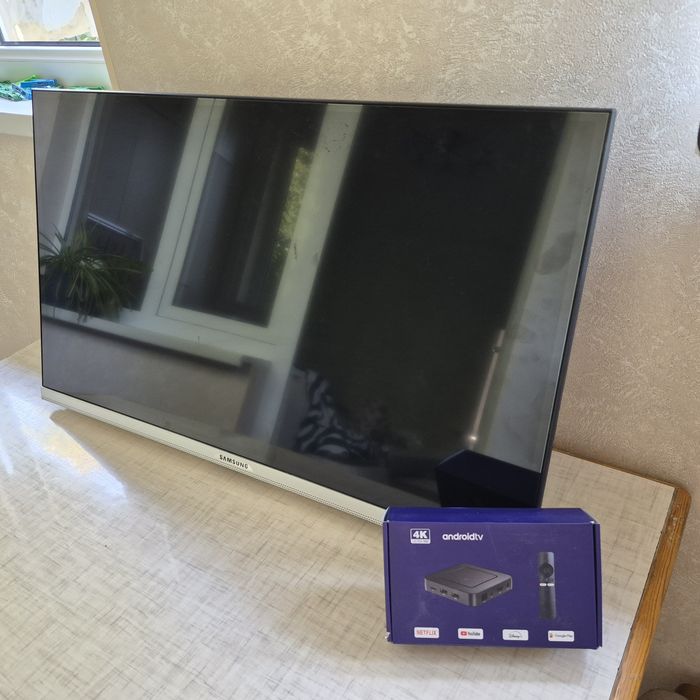 SAMSUNG 32 talik televizor. Smart Box bilan