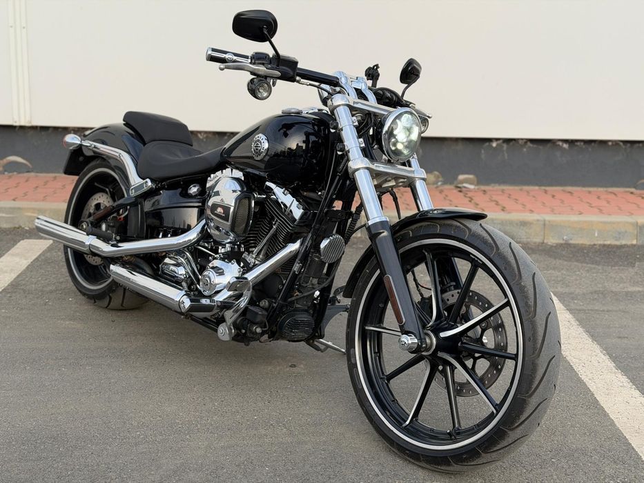 Harley-Davidson Breakout