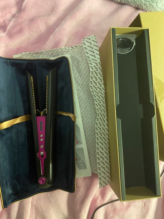 Placa de par fara fir, Dyson Coralle