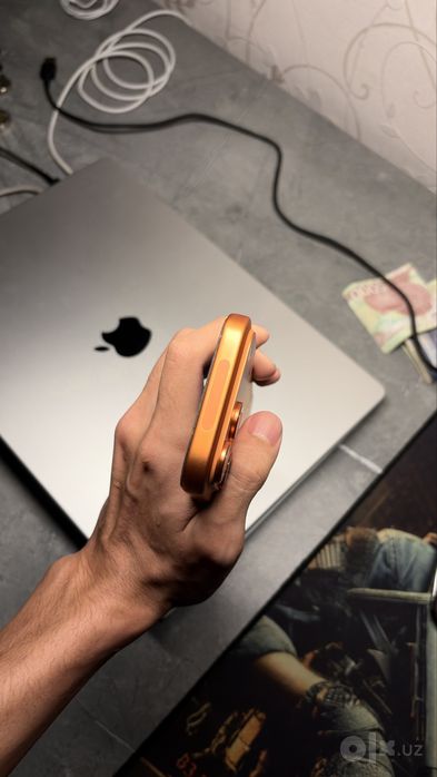 iPhone 17pro 1TB 93% orange