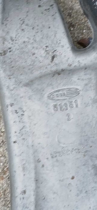 Предни носачи за Honda Civic 8 gen.