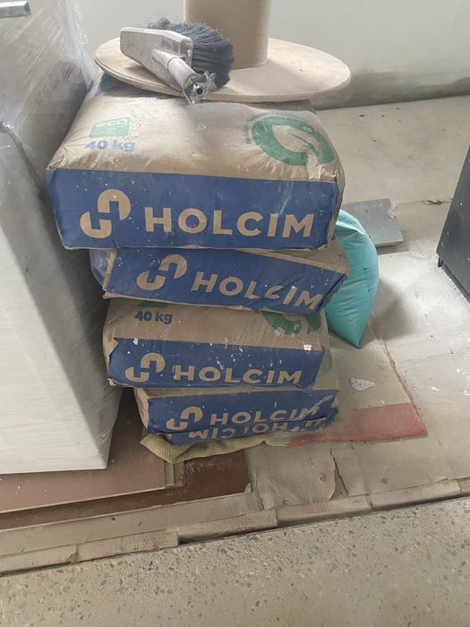 Ciment, tinci, constructii
