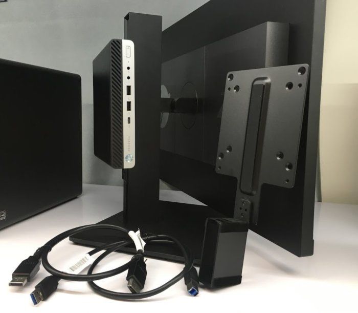 Для кронштейна HP B300 (PC Mounting Bracket)