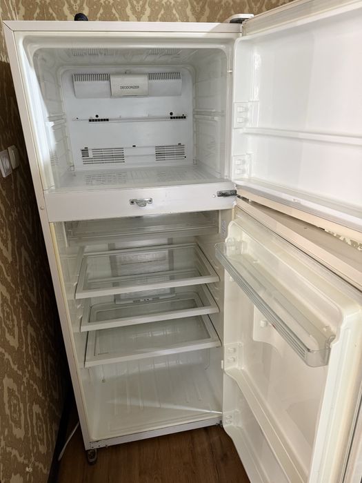 Холодильник б/у