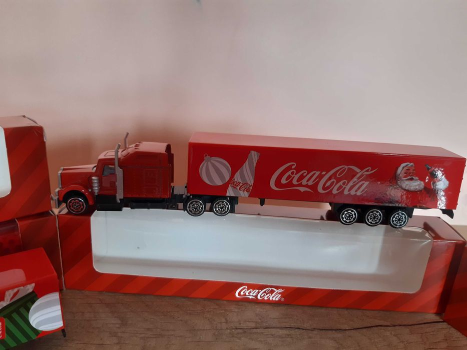 Колекция камиончета на Coca-Cola от 2025/26та год.Чисто нови