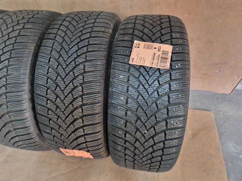 4 броя Bridgestone R18 225/40/ 
зимни гуми 
DOT1821