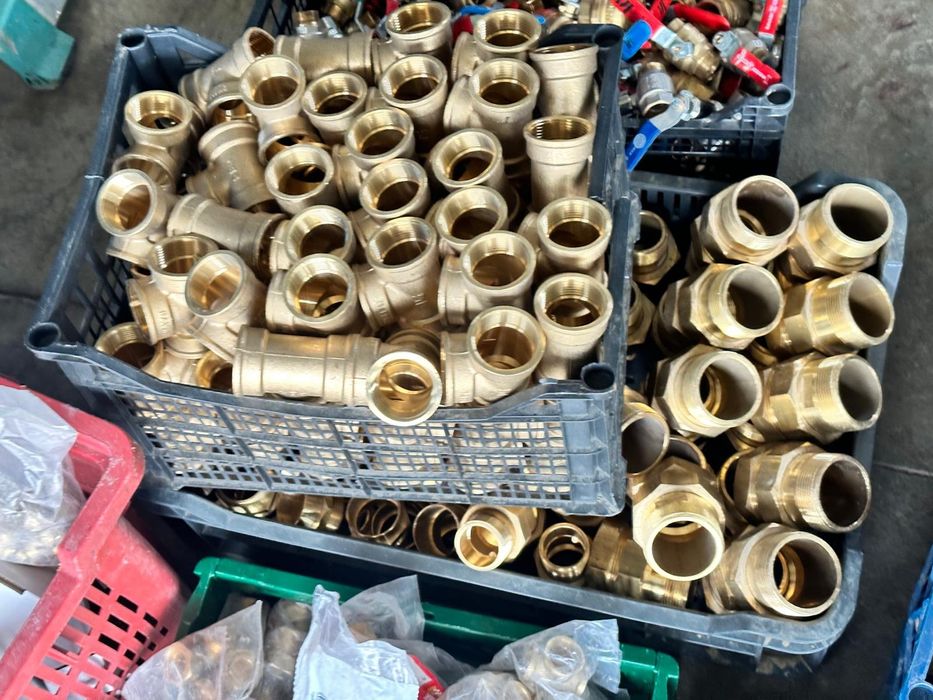 Robineți,fitinguri ,racorduri sertizare