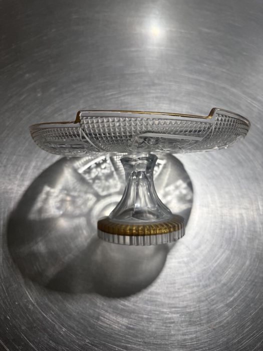 Ваза Хўл Мевалага