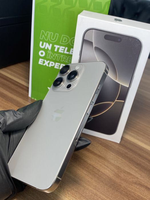iPhone 16 Pro • 256 GB • Natural Titanium