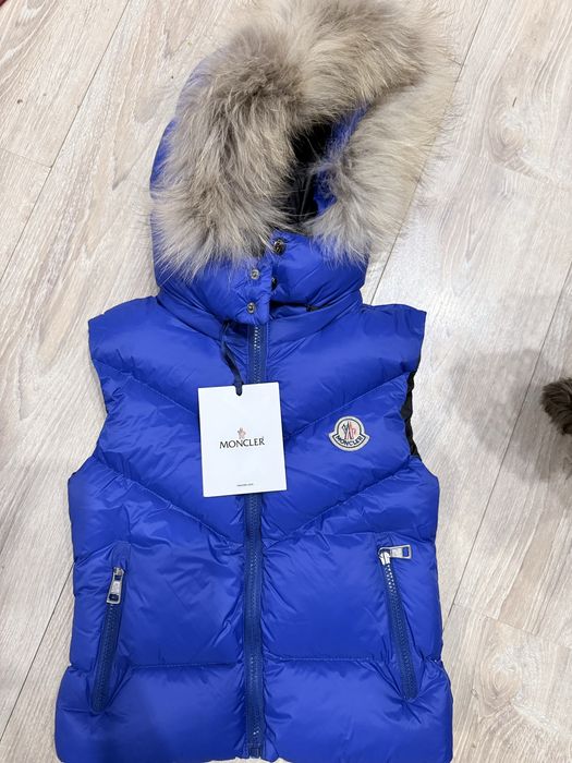 Нов Детски елек / грейка Moncler