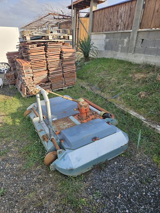 Прикачна триглава косачка