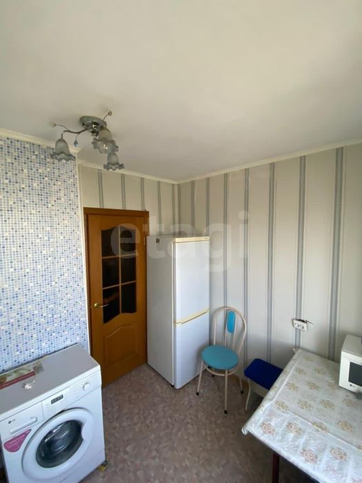 Продам 1 ком. кв в 11 микрорайоне